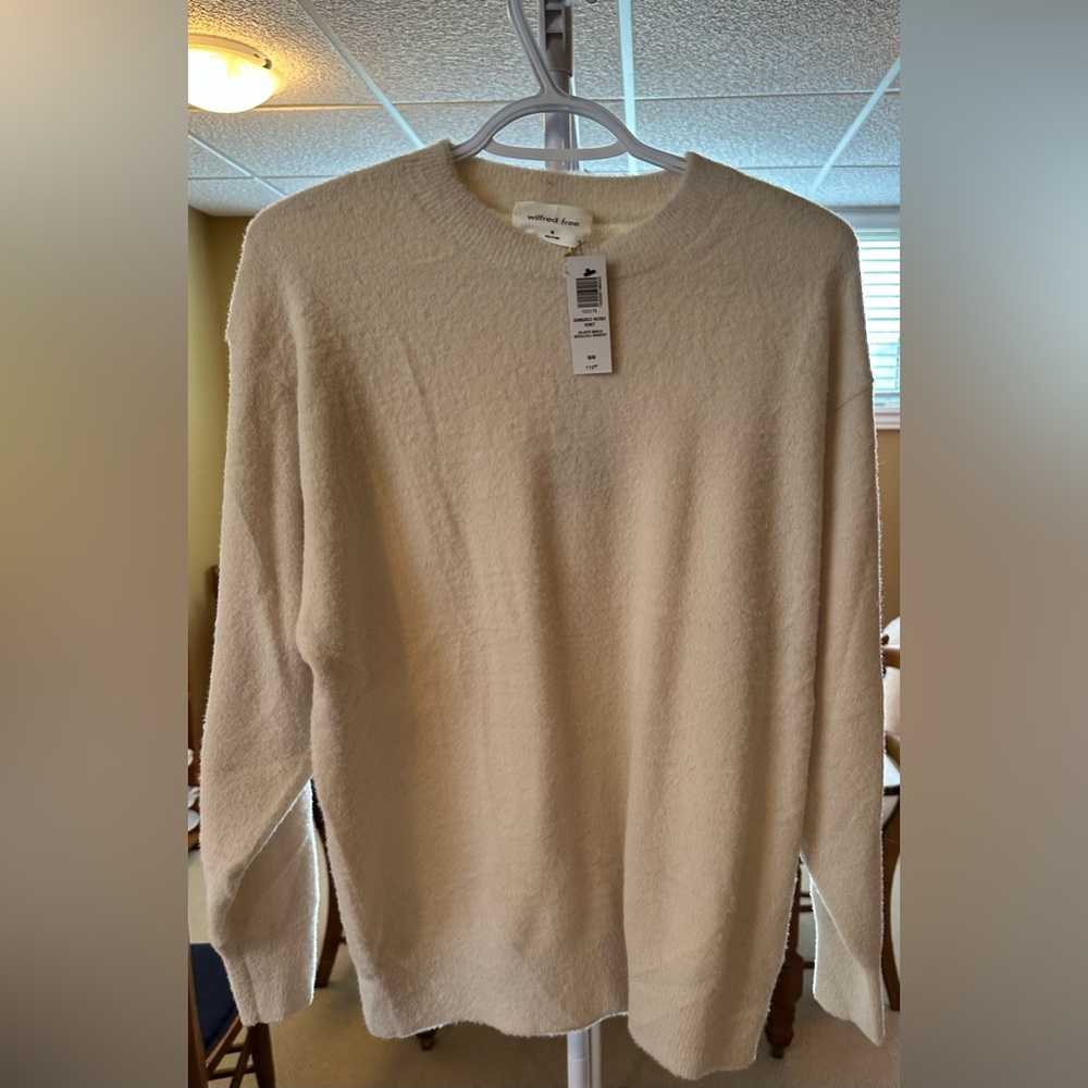 Aritzia Wilfred Free Cream Sweater